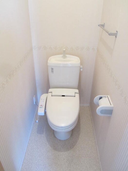 物件内観写真11　(トイレ)