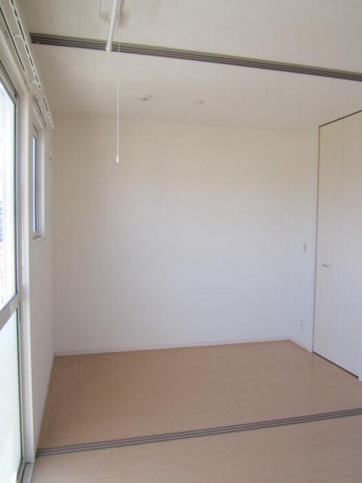 物件内観写真12　(居室)