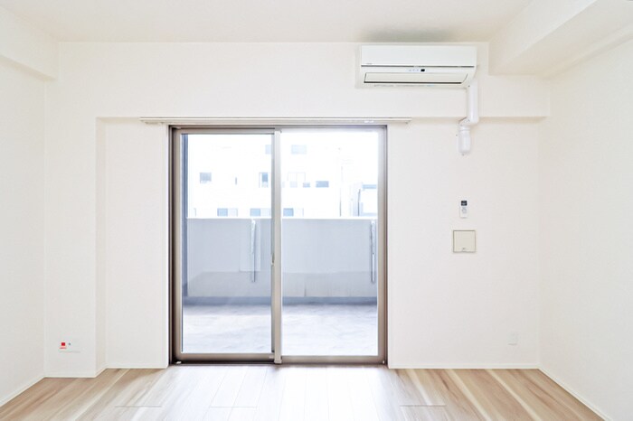 物件内観写真4　(居室)