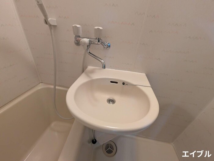 物件内観写真11　(洗面)