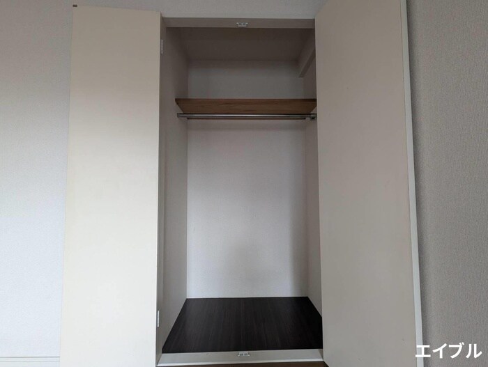 物件内観写真12　(収納)