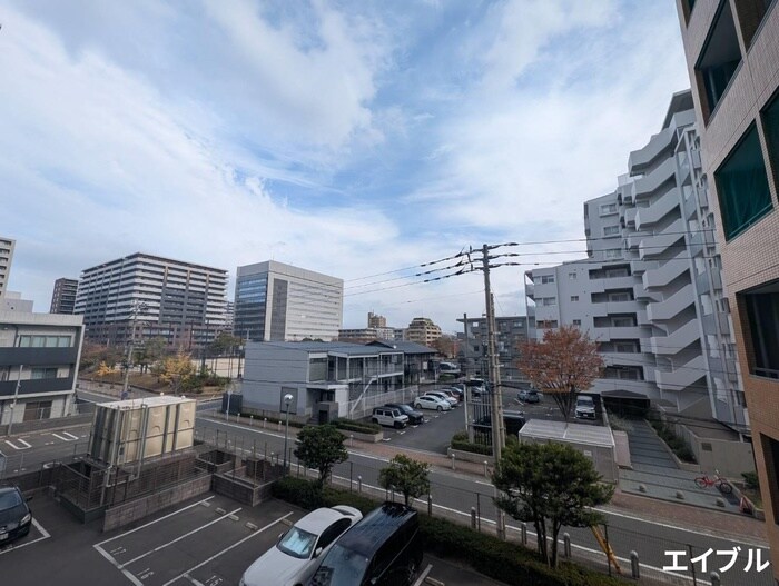 物件内観写真15　(室内からの展望)