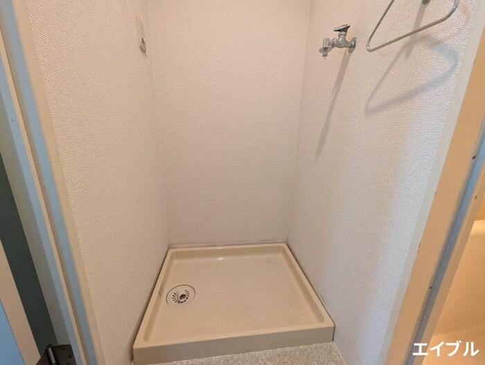 物件内観写真19　(洗濯機置場)