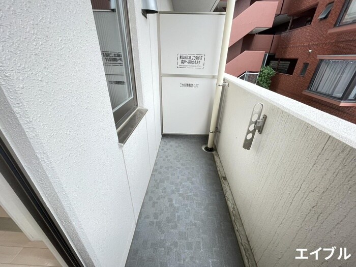 物件内観写真9　(ベランダ・バルコニー)