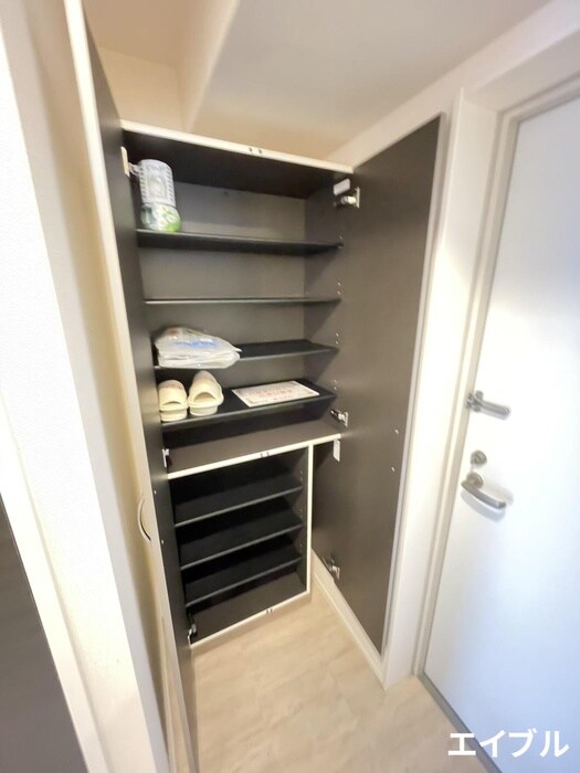 物件内観写真18　(靴箱)