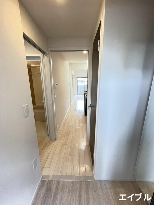 物件内観写真21　(玄関)