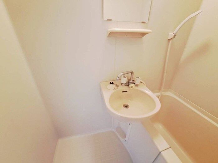 物件内観写真10　(洗面)