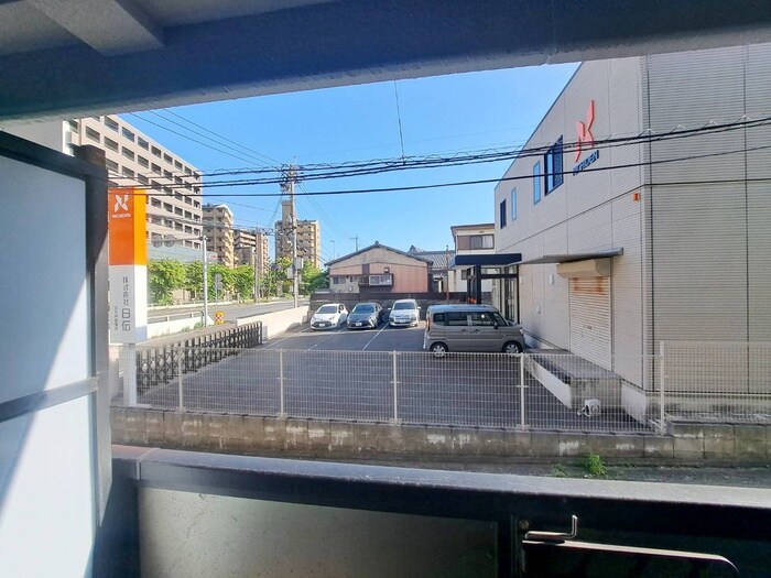 物件内観写真15　(室内からの展望)