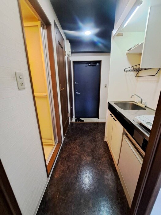 物件内観写真17　(廊下)