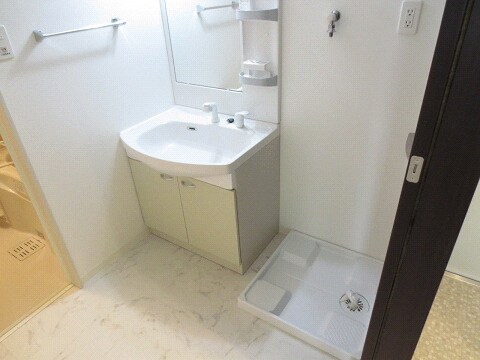 物件内観写真9　(洗面)