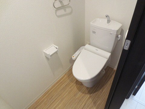 物件内観写真16　(トイレ)