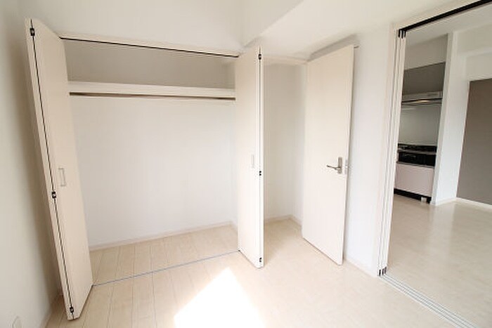 物件内観写真11　(収納)