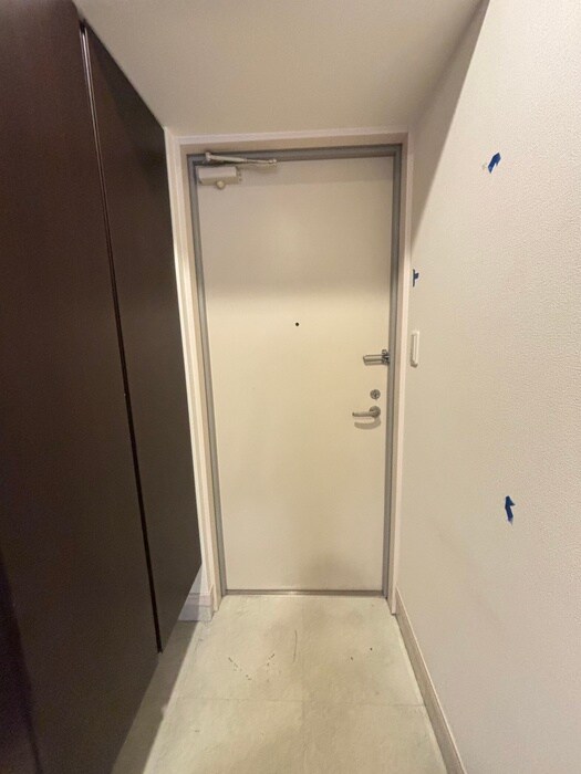 物件内観写真14　(玄関)