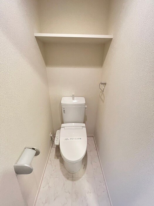 物件内観写真14　(トイレ)