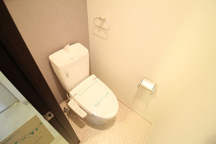 物件内観写真14　(トイレ)