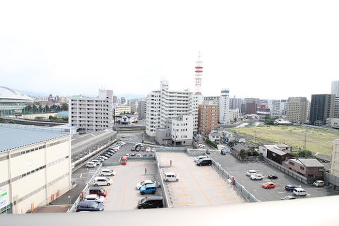 物件内観写真16　(室内からの展望)