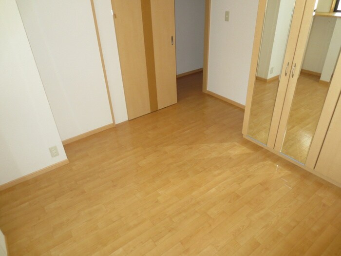 物件内観写真15　(居室)
