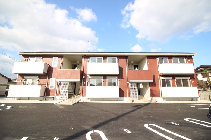 物件外観写真1　(外観写真)