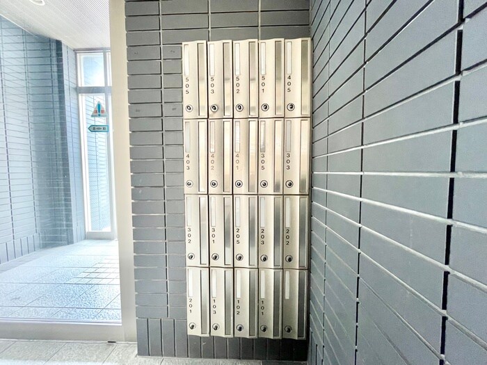 物件外観写真4　(建物設備)