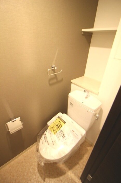 物件内観写真8　(トイレ)