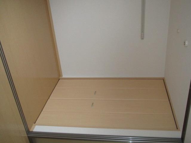 物件内観写真6　(居室)