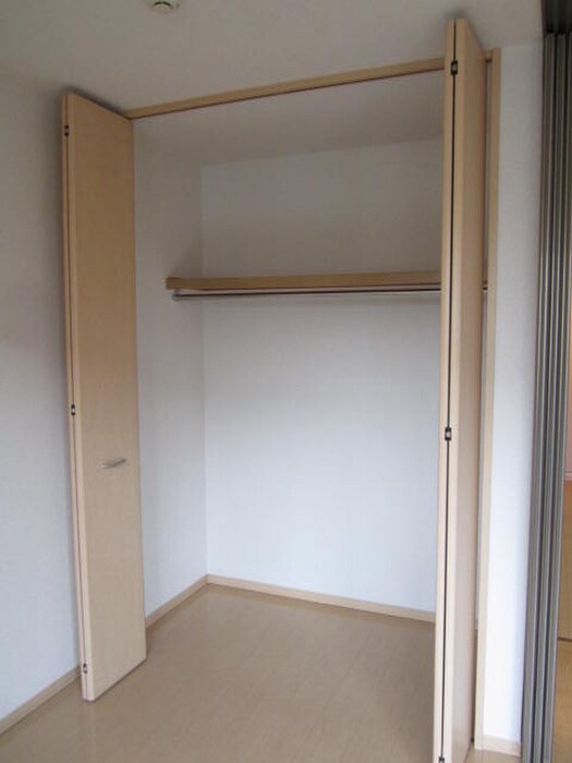 物件内観写真8　(収納)