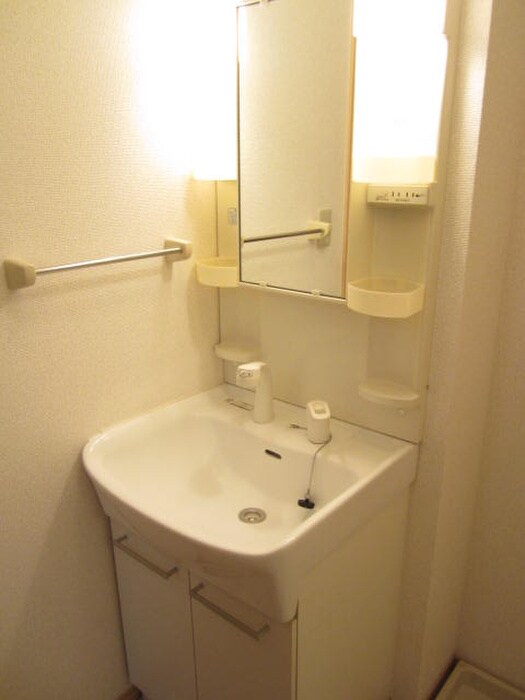 物件内観写真11　(洗面)