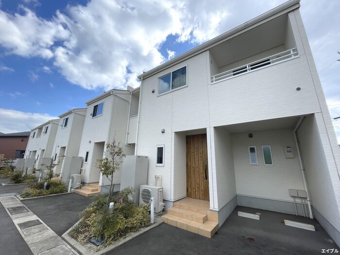 物件外観写真1　(外観写真)