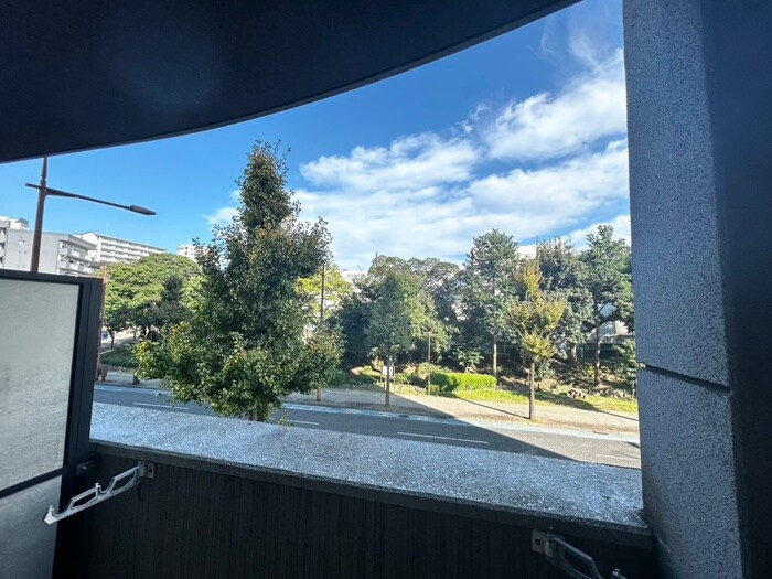 物件内観写真22　(室内からの展望)