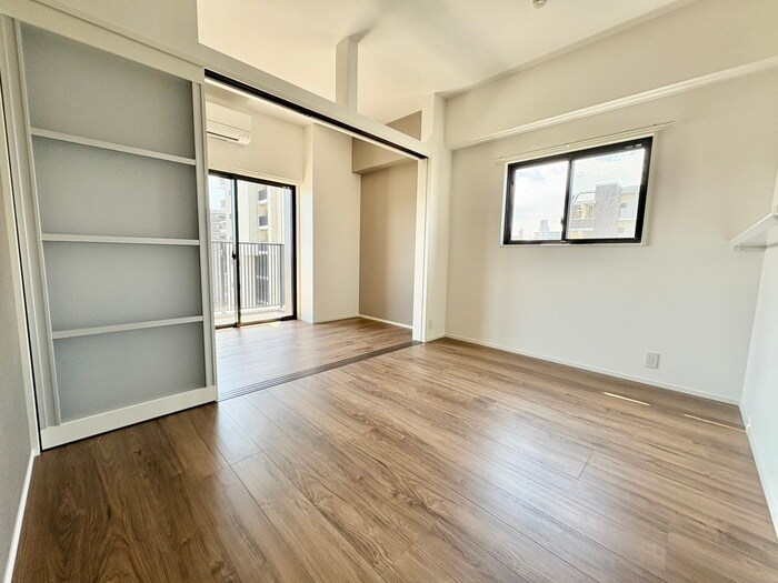 物件内観写真6　(居室)