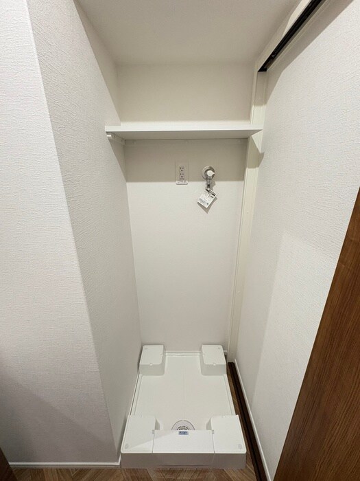 物件内観写真19　(洗濯機置場)