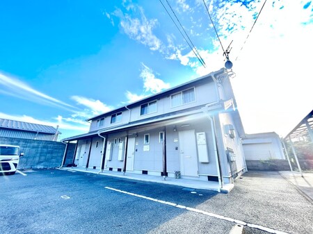メゾン山部外観写真