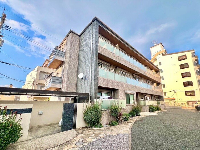 物件外観写真1　(外観写真)