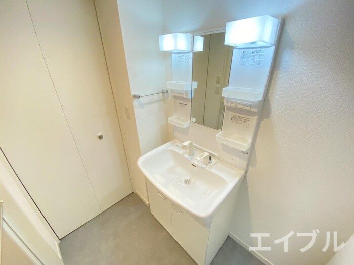 物件内観写真10　(洗面)