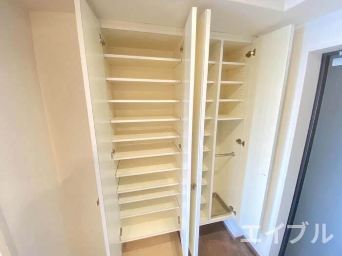 物件内観写真17　(靴箱)