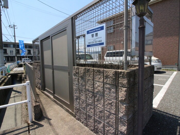 物件外観写真5　(建物設備)