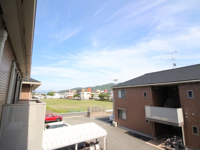 物件内観写真22　(室内からの展望)