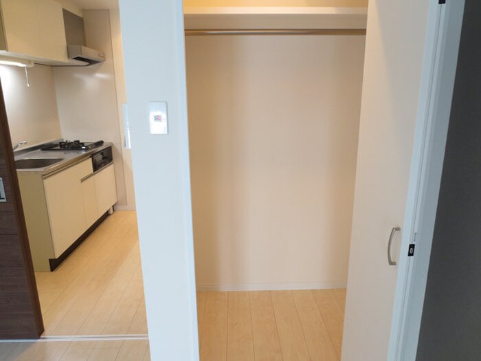 物件内観写真11　(収納)