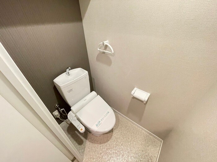 物件内観写真12　(トイレ)