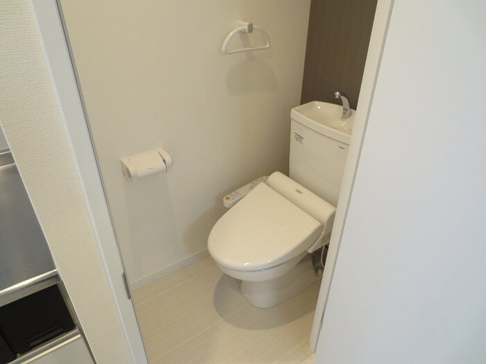 物件内観写真13　(トイレ)