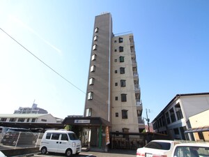 プレアール小戸外観写真