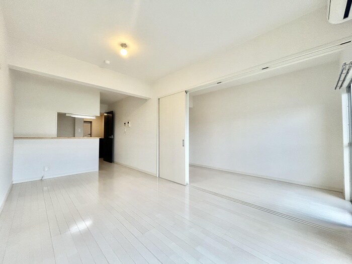 物件内観写真6　(居室)