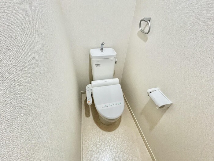 物件内観写真9　(トイレ)