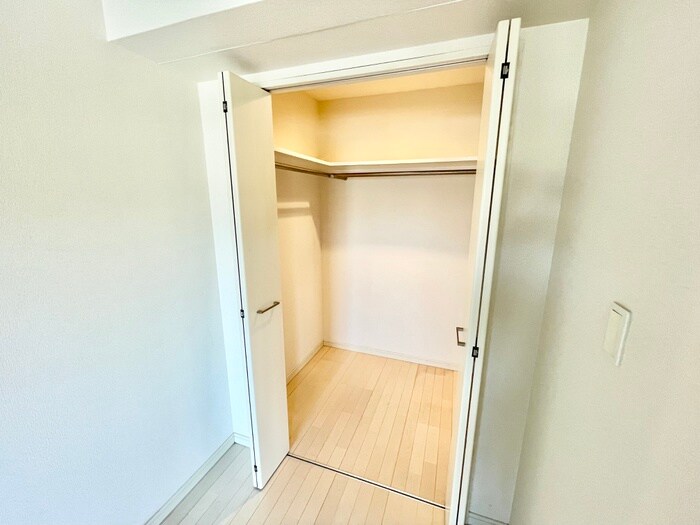 物件内観写真11　(収納)