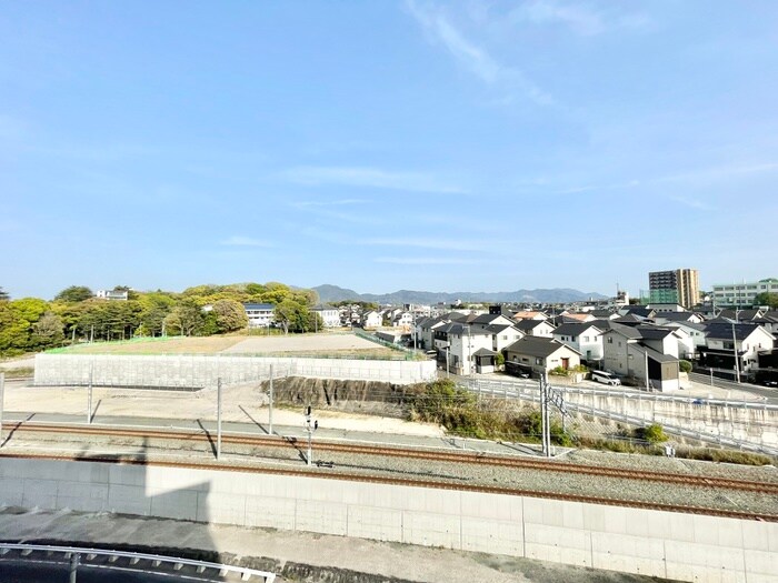 物件内観写真20　(室内からの展望)