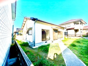 上野様植木貸家外観写真