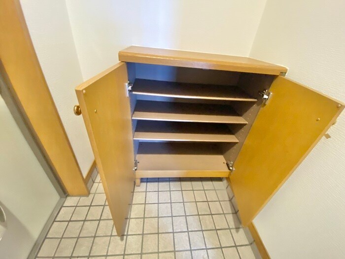 物件内観写真19　(靴箱)