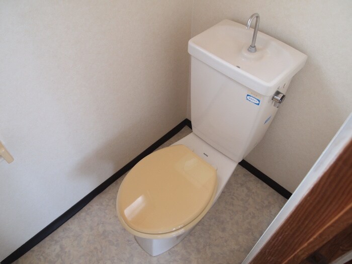 物件内観写真9　(トイレ)