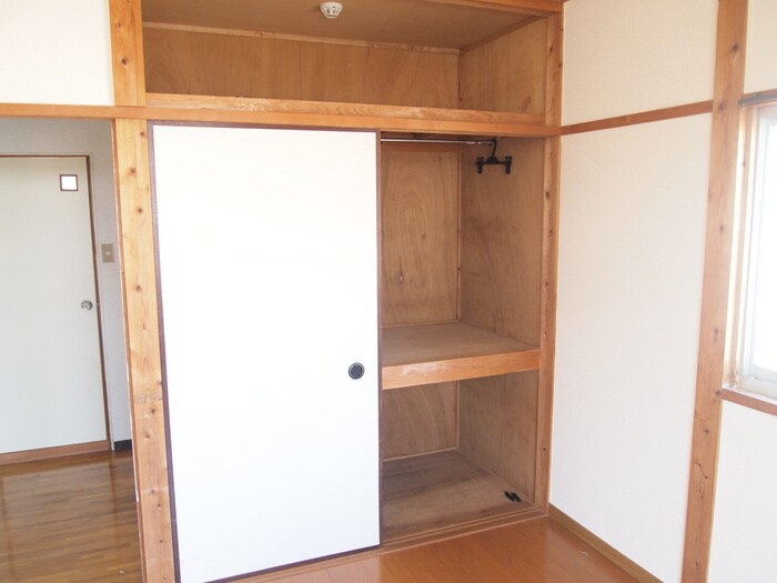 物件内観写真12　(収納)
