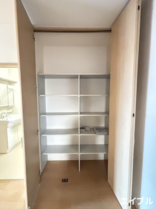 物件内観写真20　(収納)